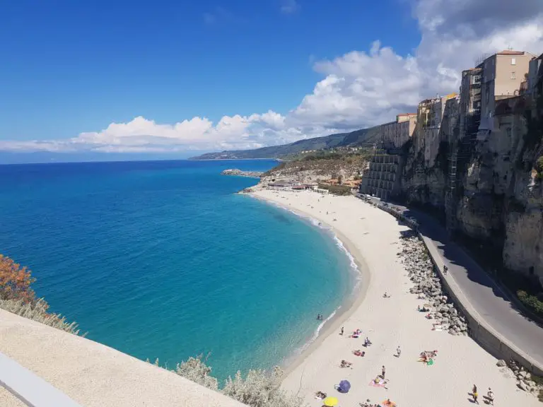 7-of-the-best-beaches-in-southern-italy-you-need-to-visit