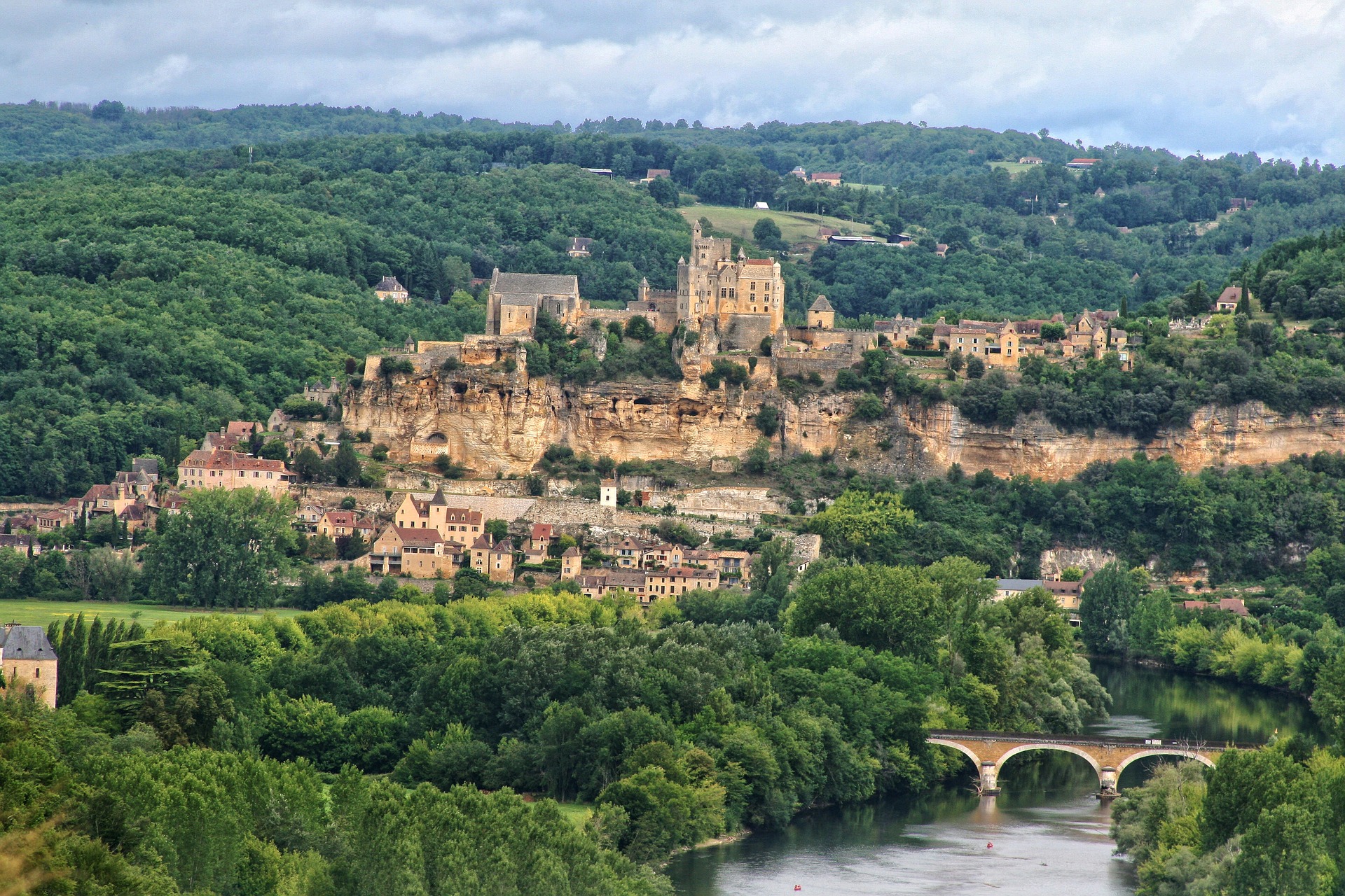 10 Of The Best Hidden Gems In France | MultiCityTrips